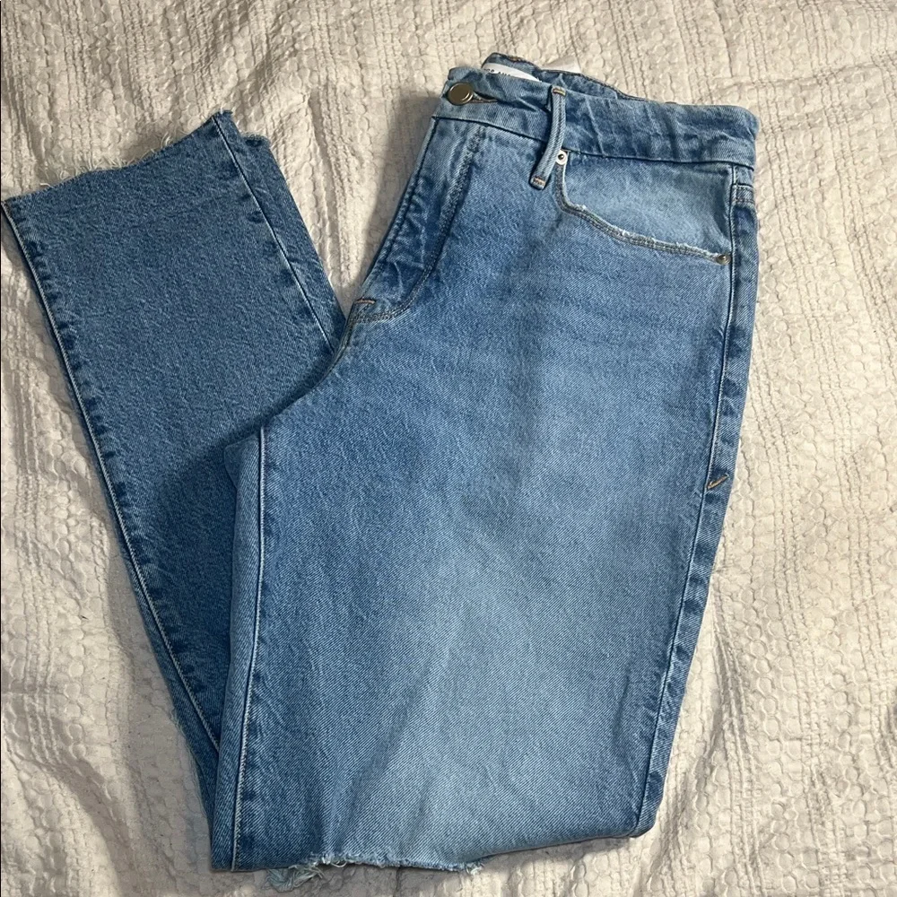 Good American Light Blue Straight Leg Jeans size 6/28